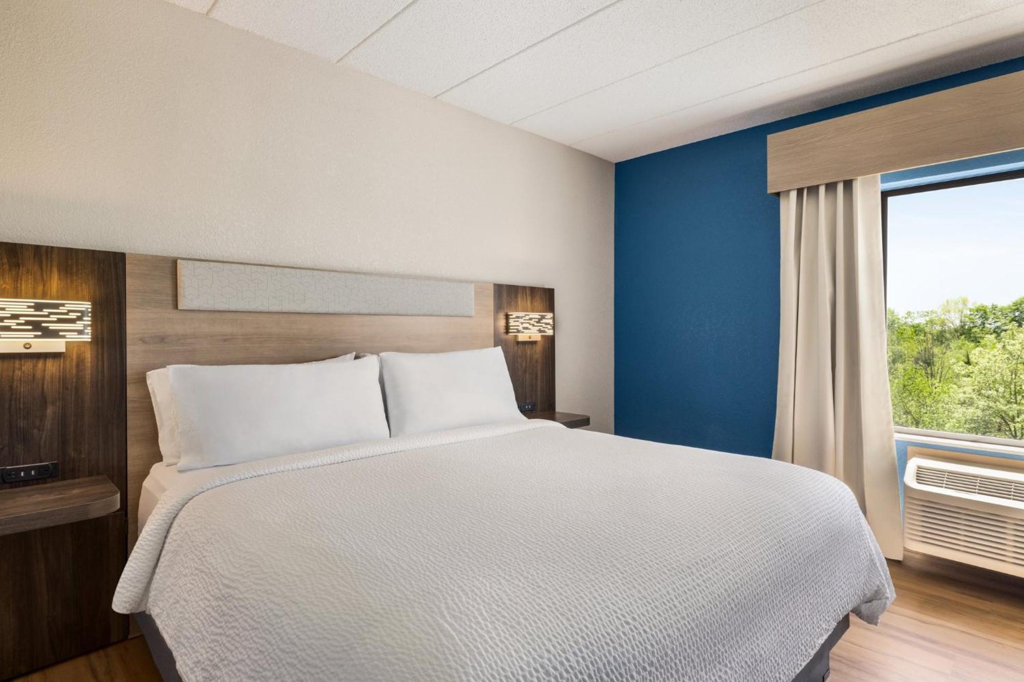 Holiday Inn Express Hotel & Suites Indianapolis W - Airport Area By Ihg מראה חיצוני תמונה